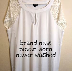 Final price-NWOT Torrid never worn white keyhole lace sleeve tee